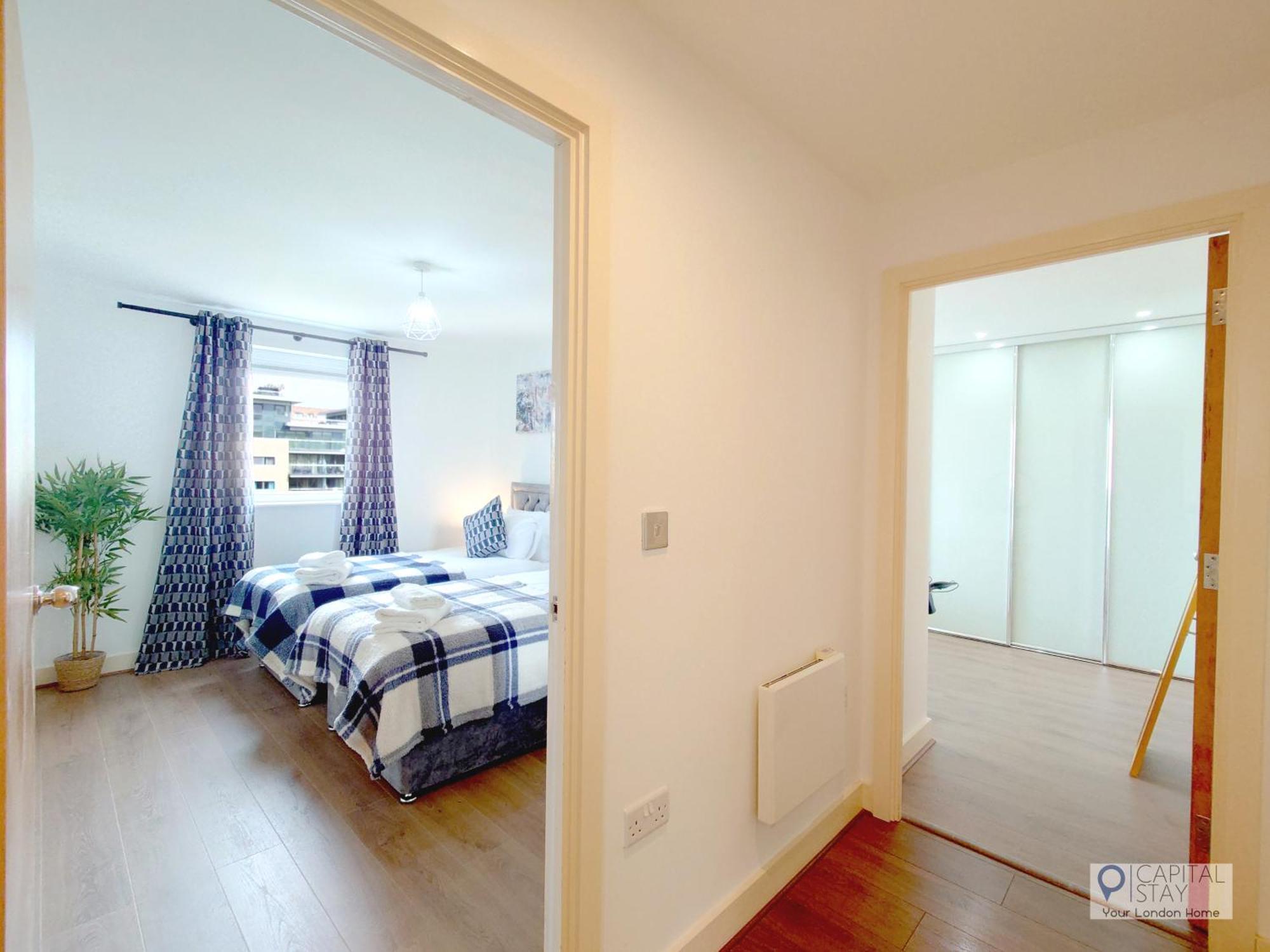 Free Parking - Serviced Two Bed London Docklands * Beckton