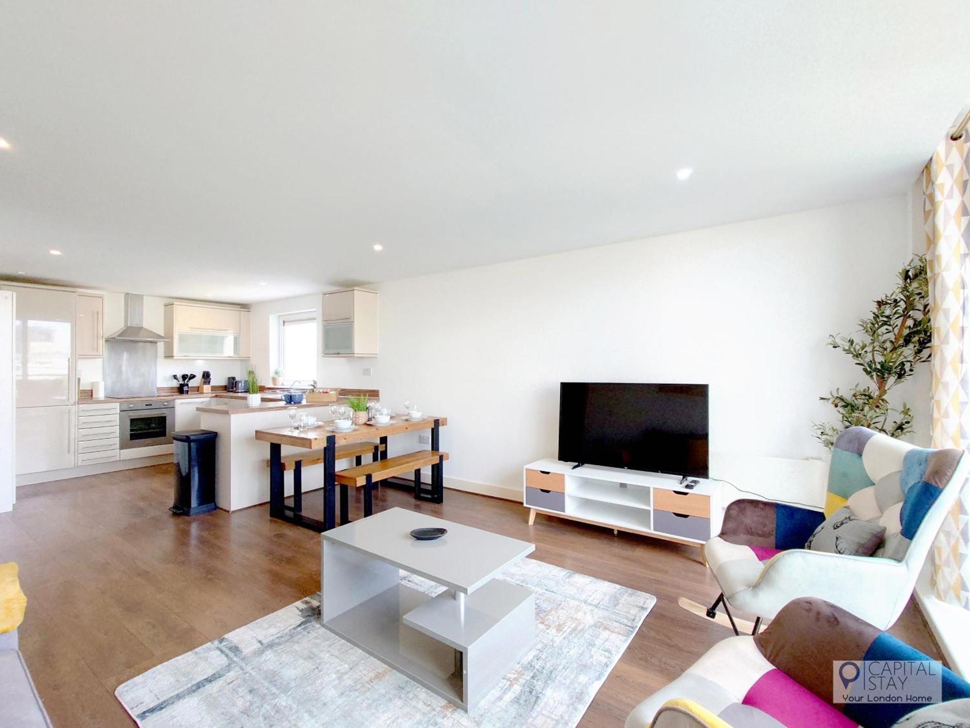 Free Parking - Serviced Two Bed London Docklands Beckton