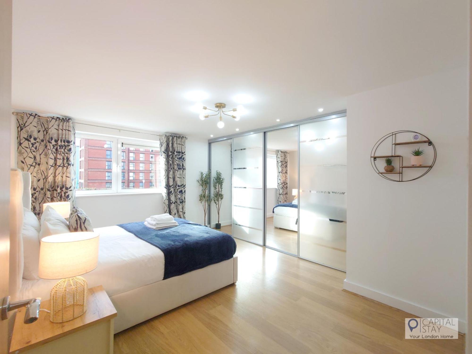 Free Parking - Serviced Two Bed London Docklands Beckton