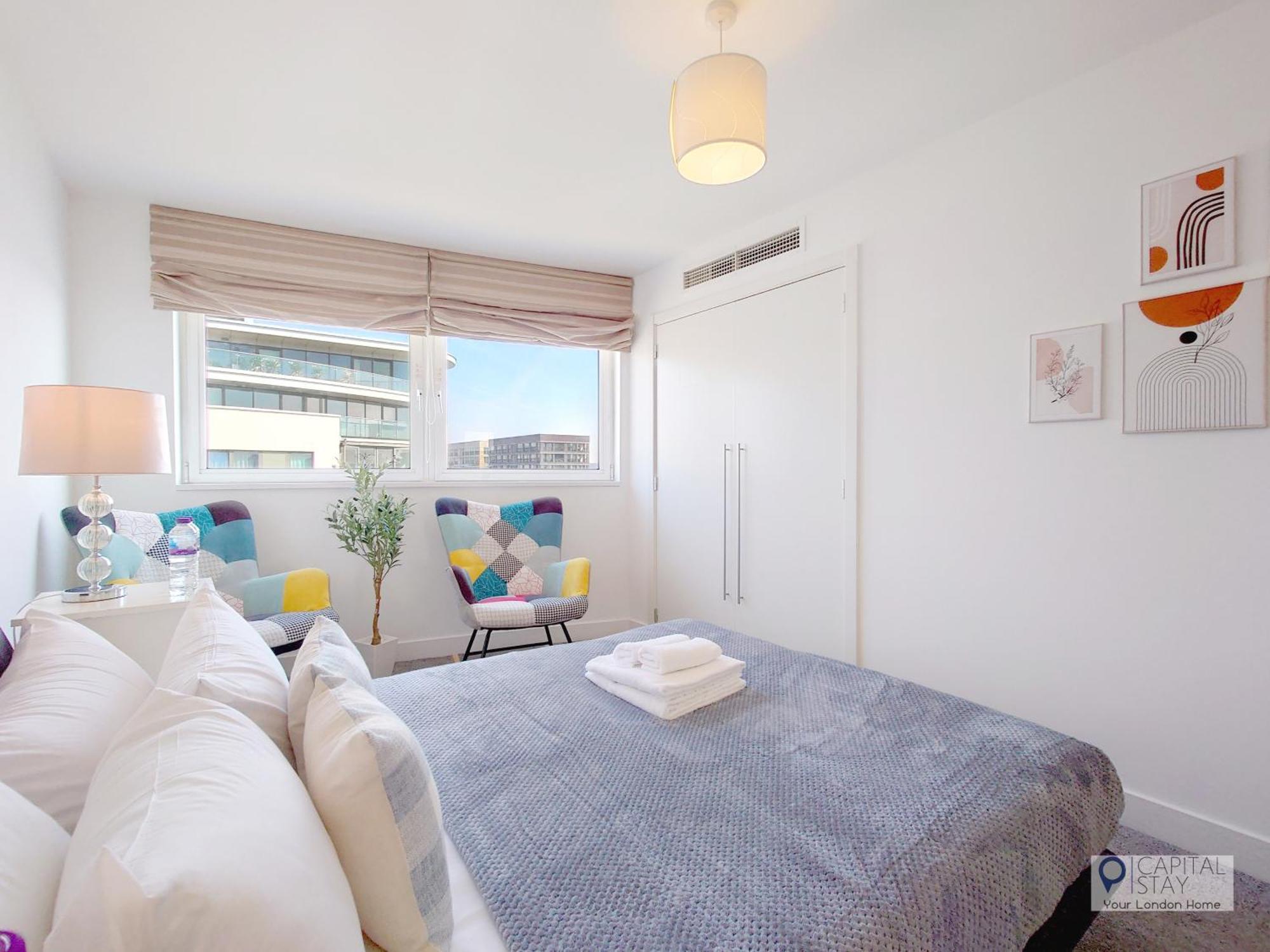 Free Parking - Serviced Two Bed London Docklands Beckton