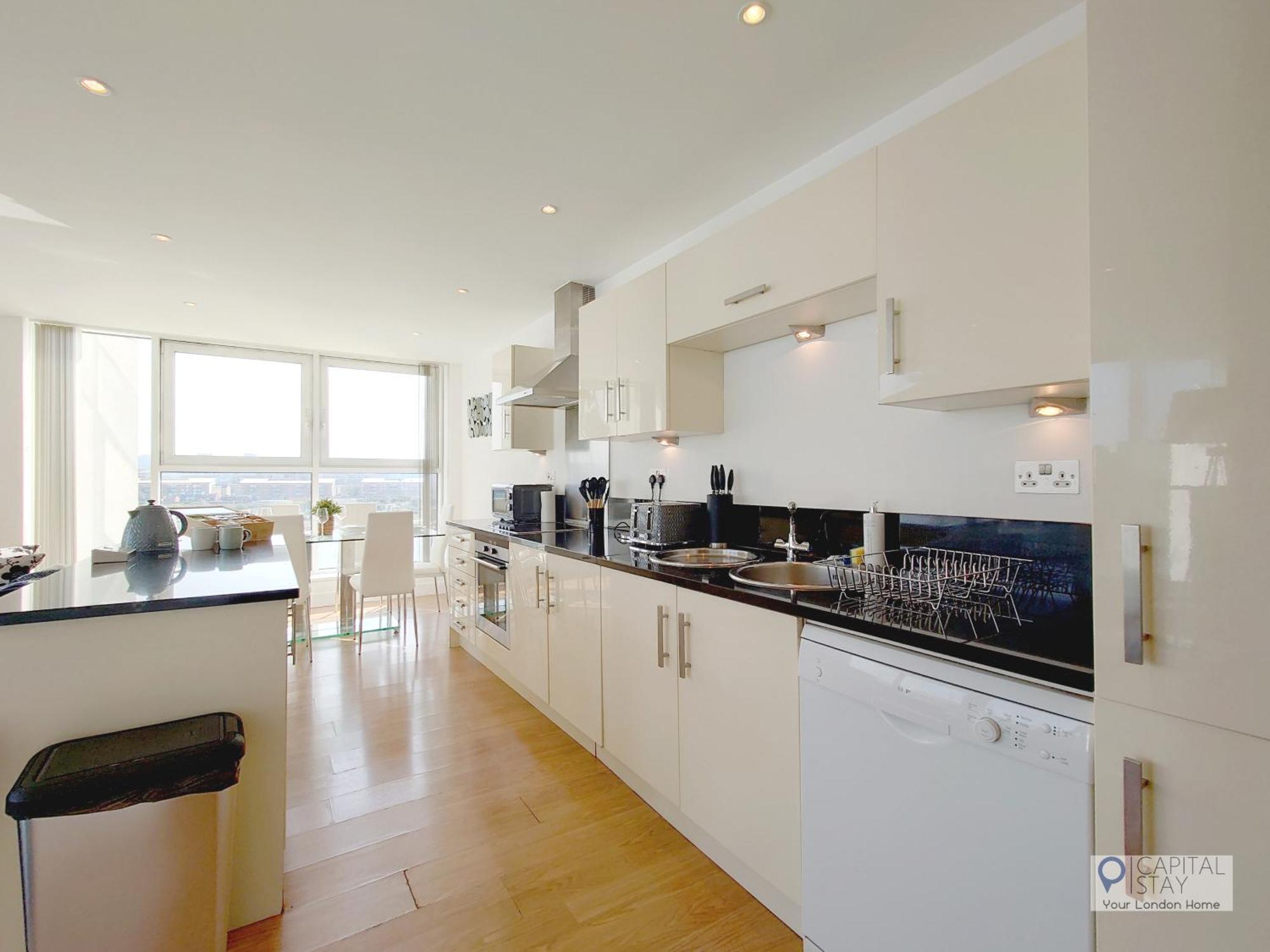 Apartment Free Parking - Serviced Two Bed London Docklands Beckton